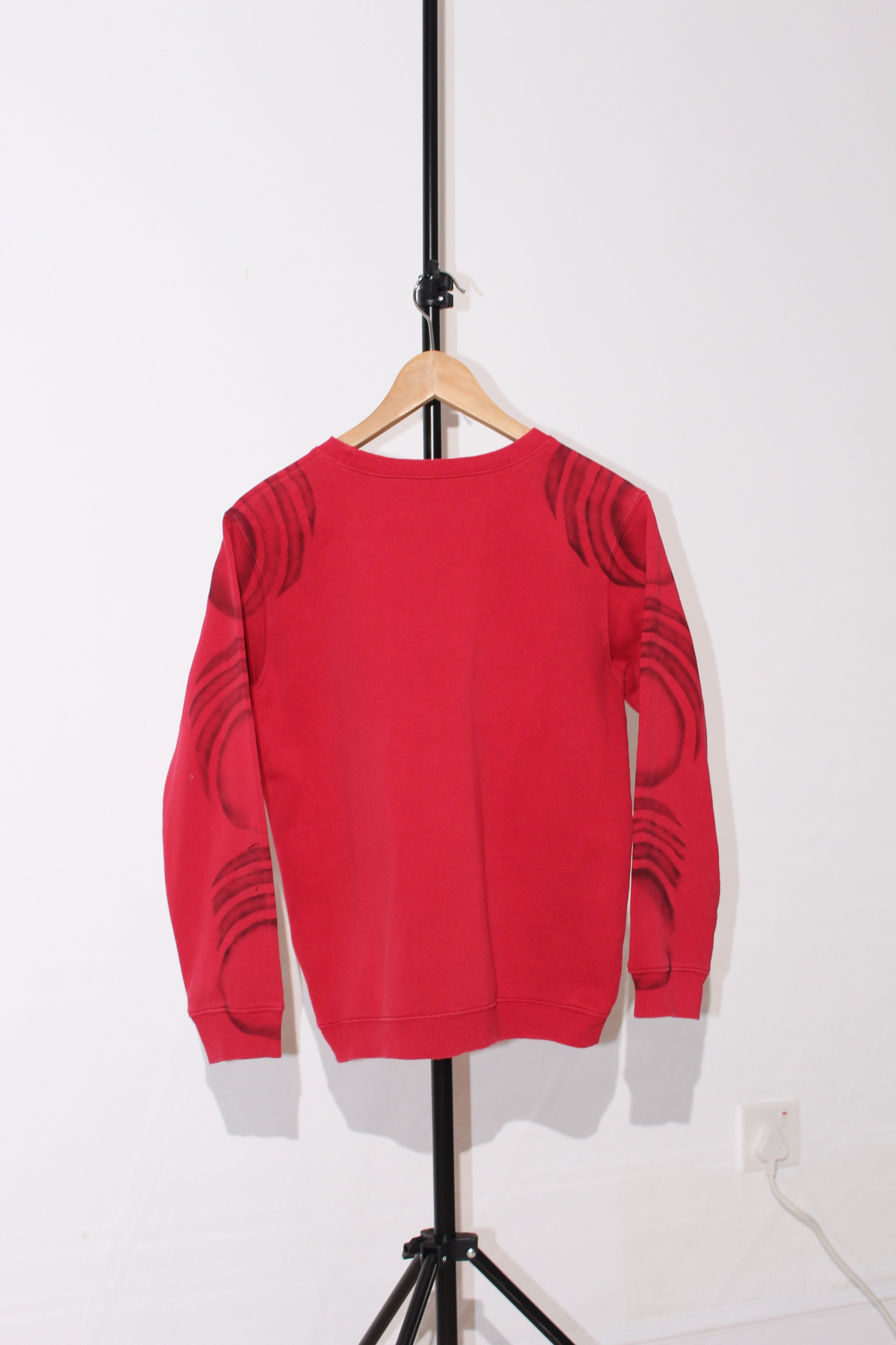 AIRBRUSH LOGO SWEATER