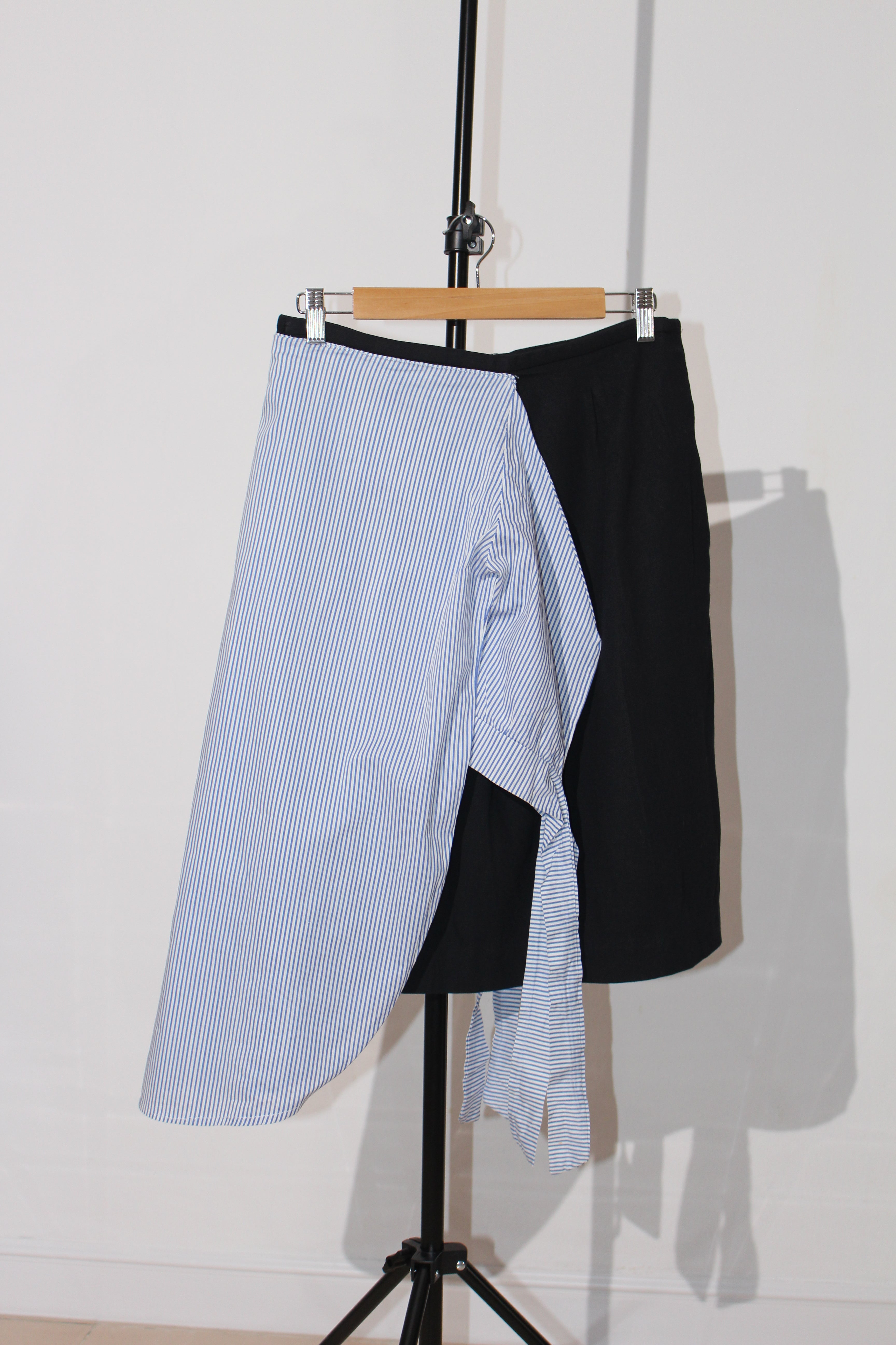 LAYERED MIDI PENCIL SKIRT