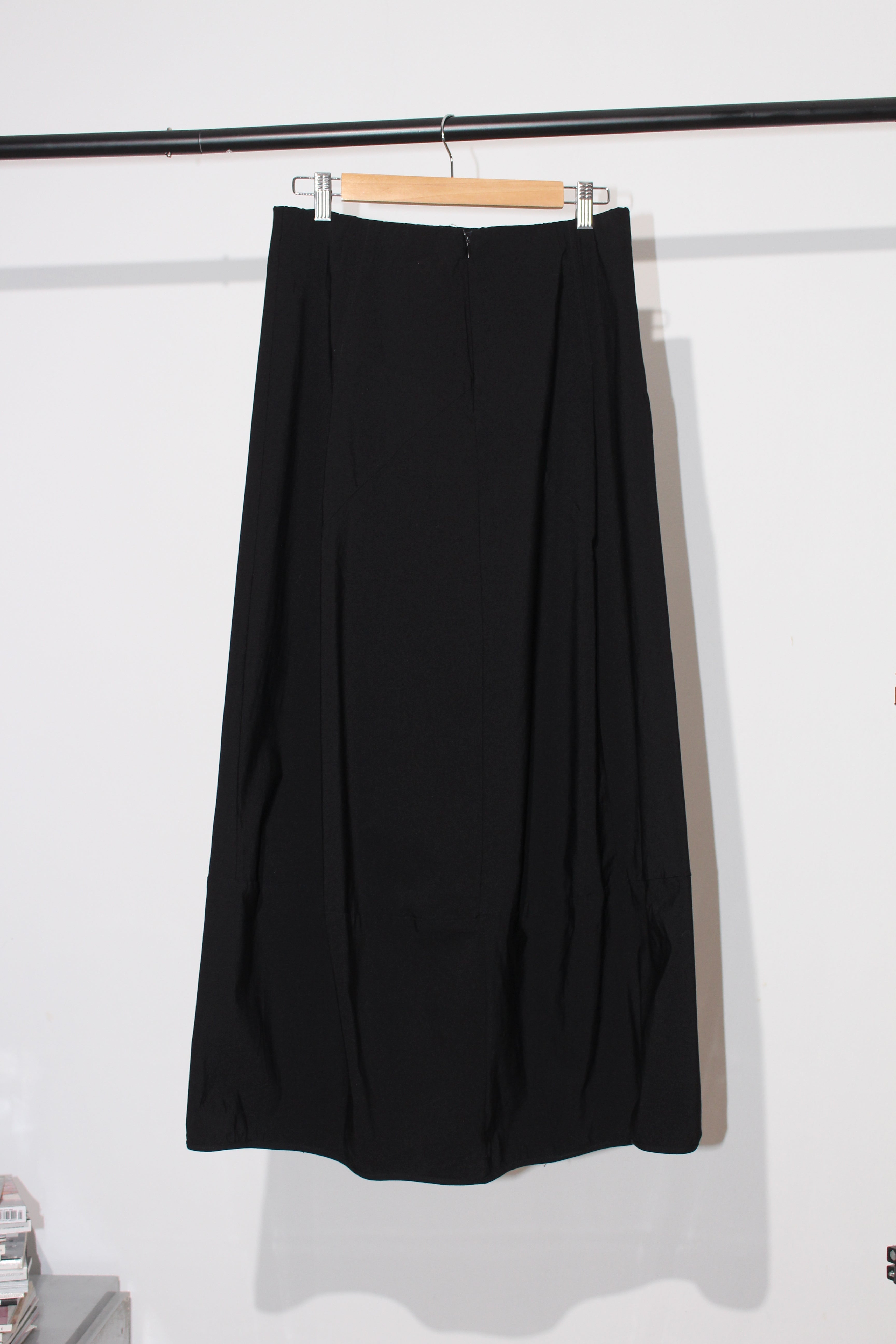 LONG PLEATED BALLOON SKIRT