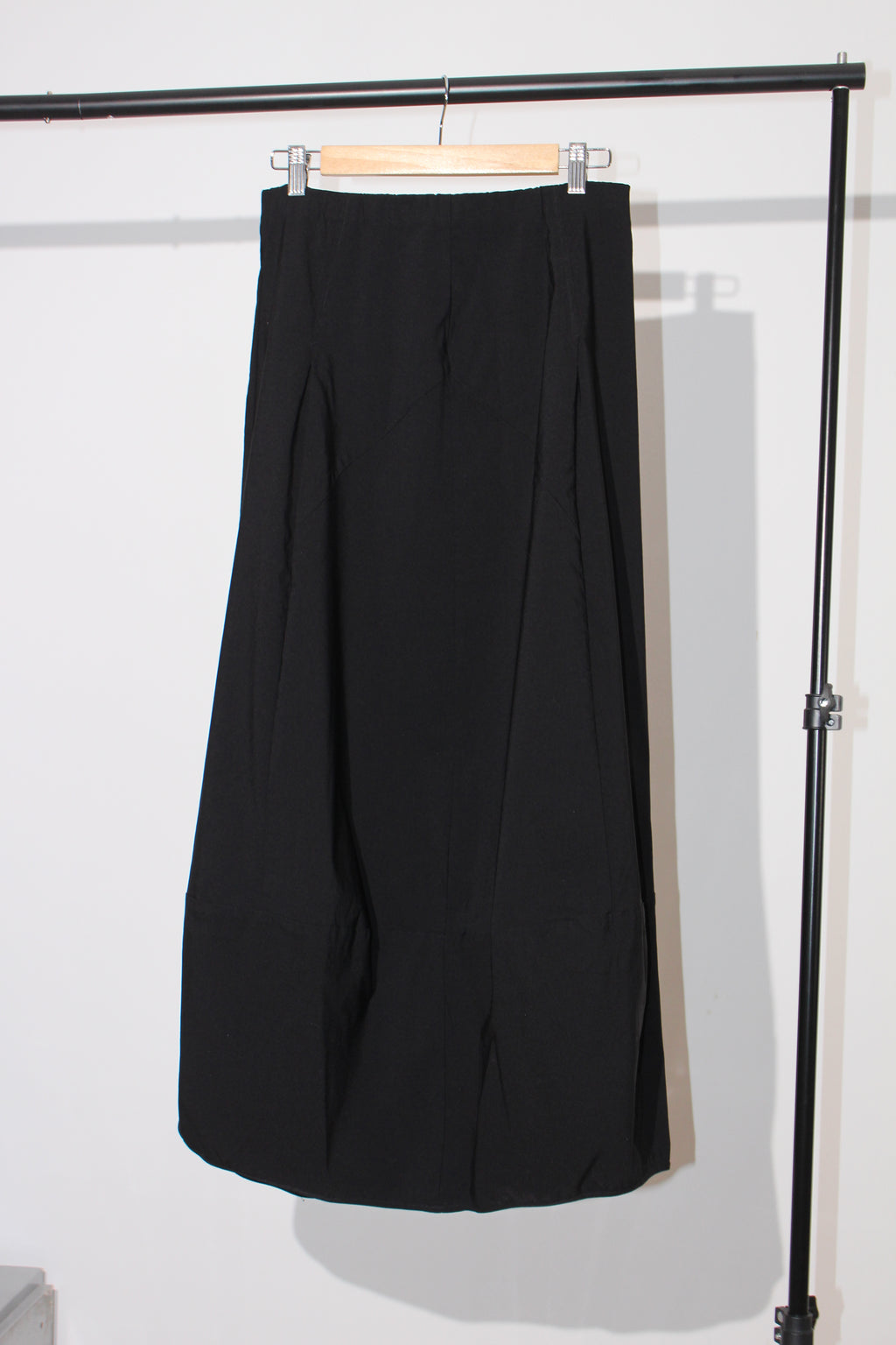 LONG PLEATED BALLOON SKIRT