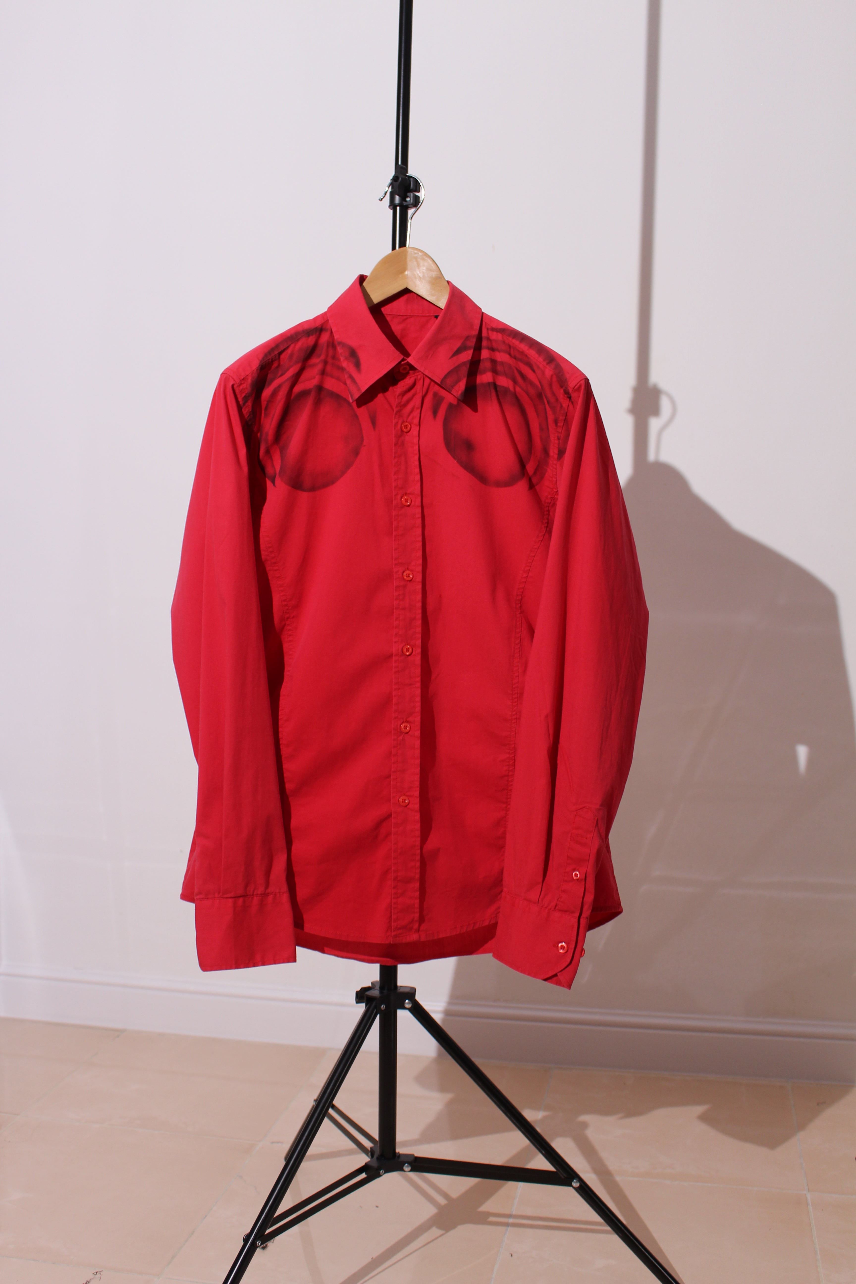 AIRBRUSH LOGO BUTTON UP SHIRT